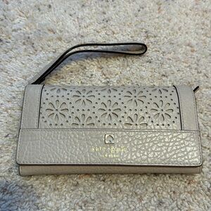 Kate Spade cream floral wristlet wallet